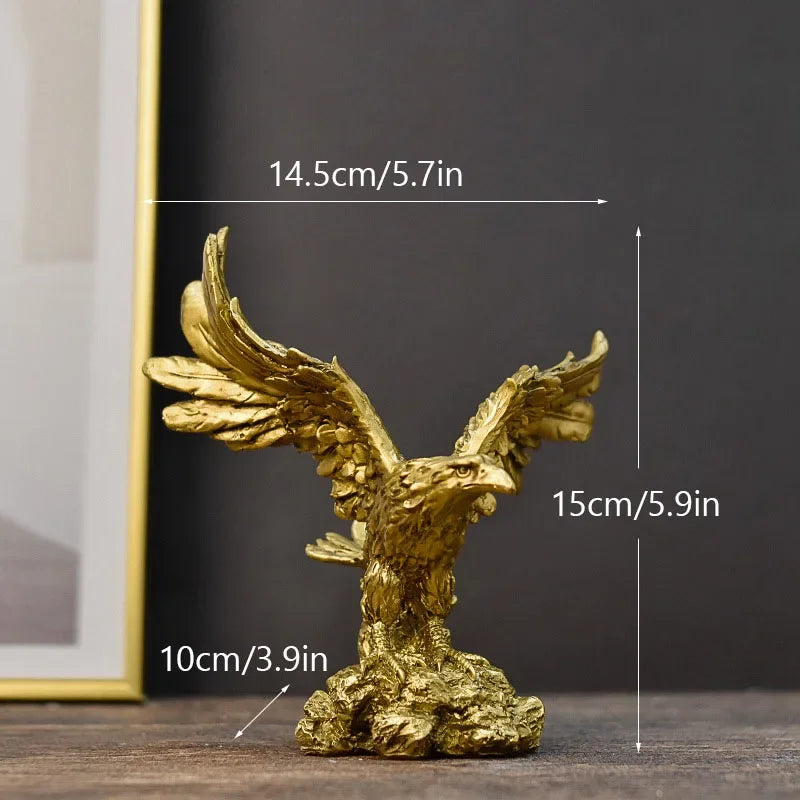 Eagle sculpture 'look beyond the mountains'