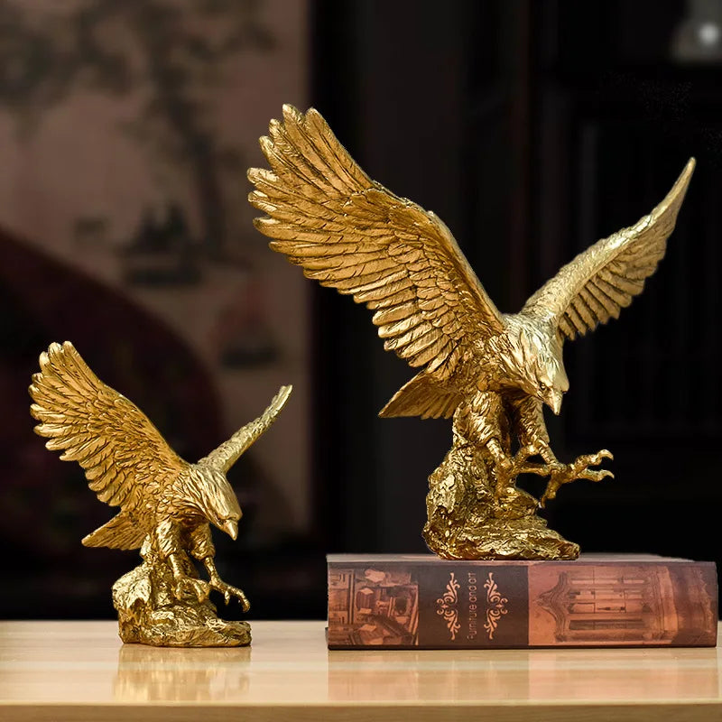 Eagle sculpture 'look beyond the mountains'