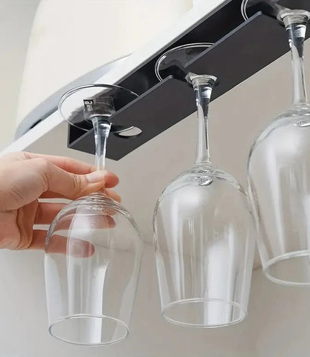 Stilvoller Weinglashalter/Porte-verre à vin élégant