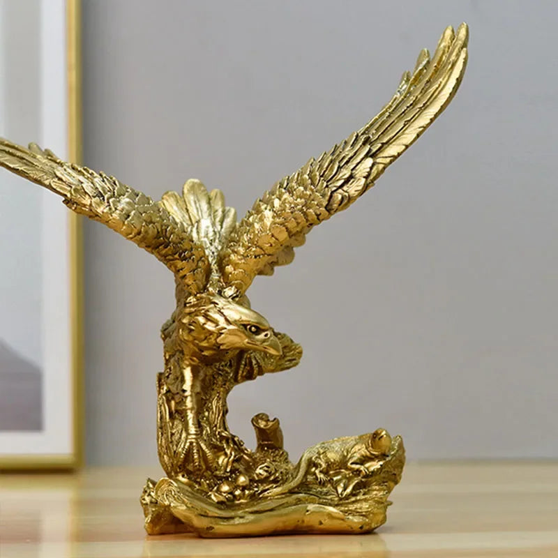 Eagle sculpture 'look beyond the mountains'