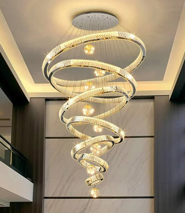 Kristalllüster – der ultimative Luxus/Lustre en cristal le plus grand luxe